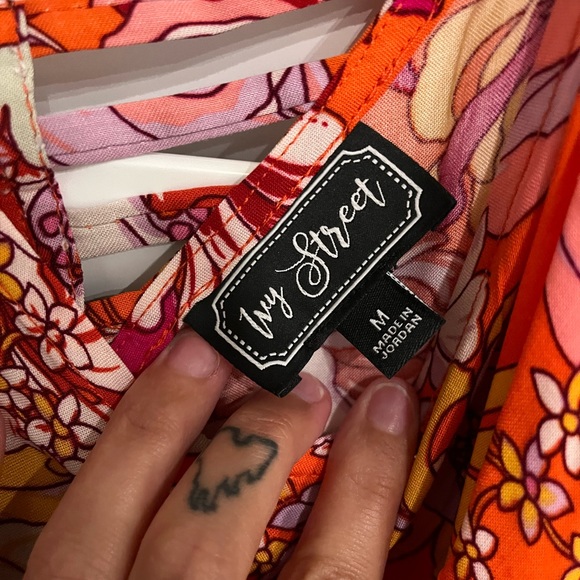 Jumper - Picture 4 of 9